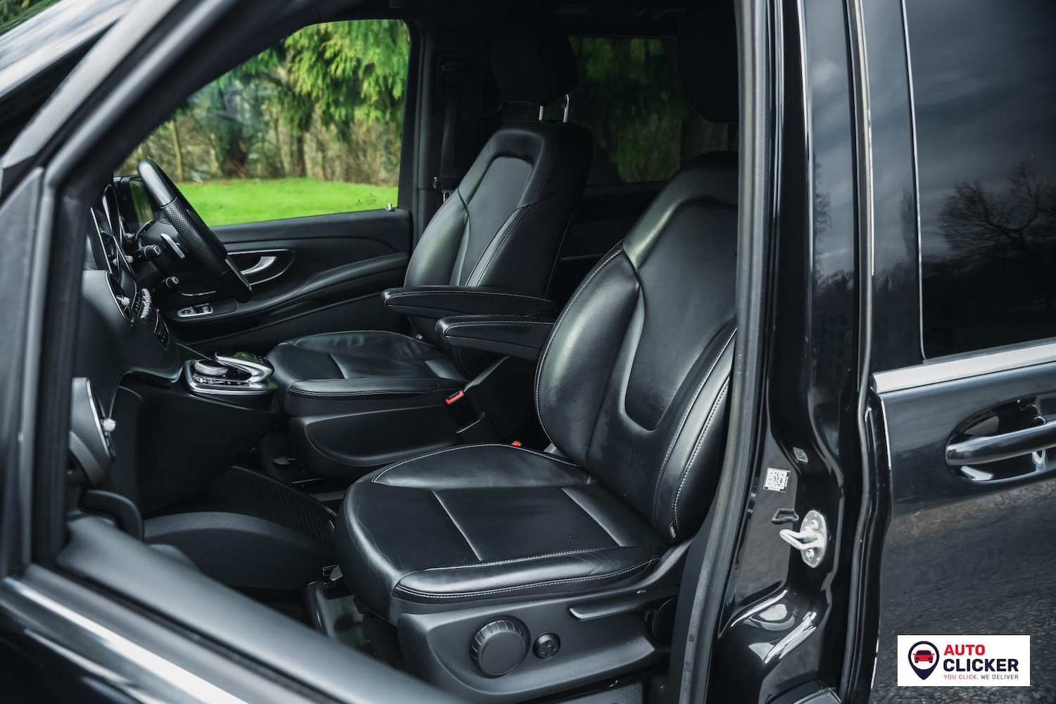 Used Mercedes-Benz V-Class 2018 for sale - 77702870: Photo 61