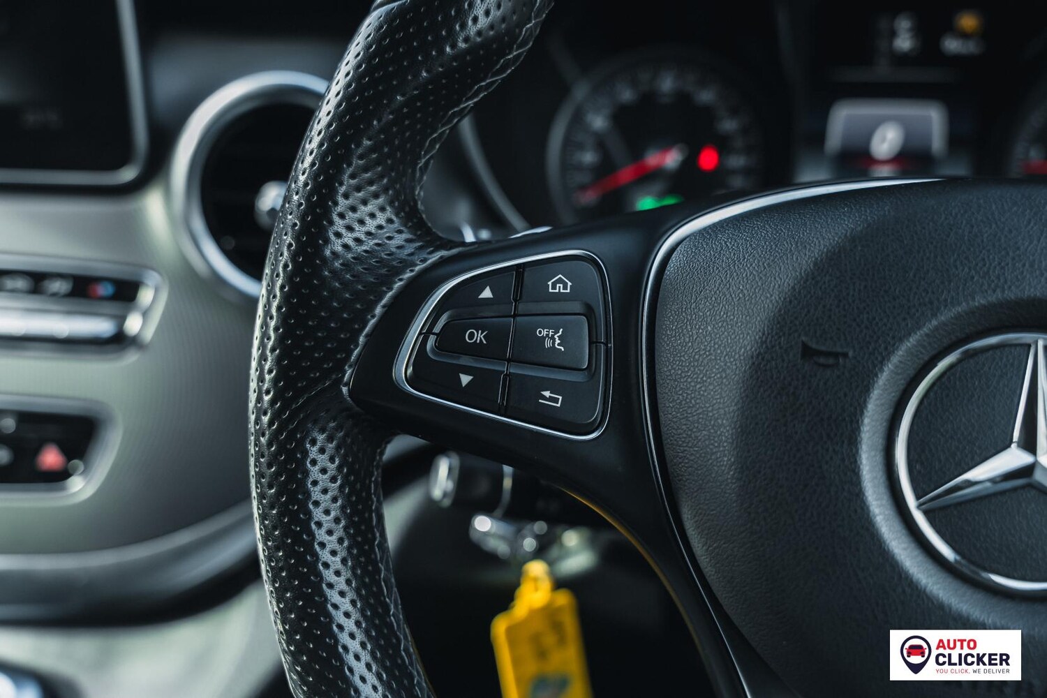 Used Mercedes-Benz V-Class 2018 for sale - 78046019: Photo 56