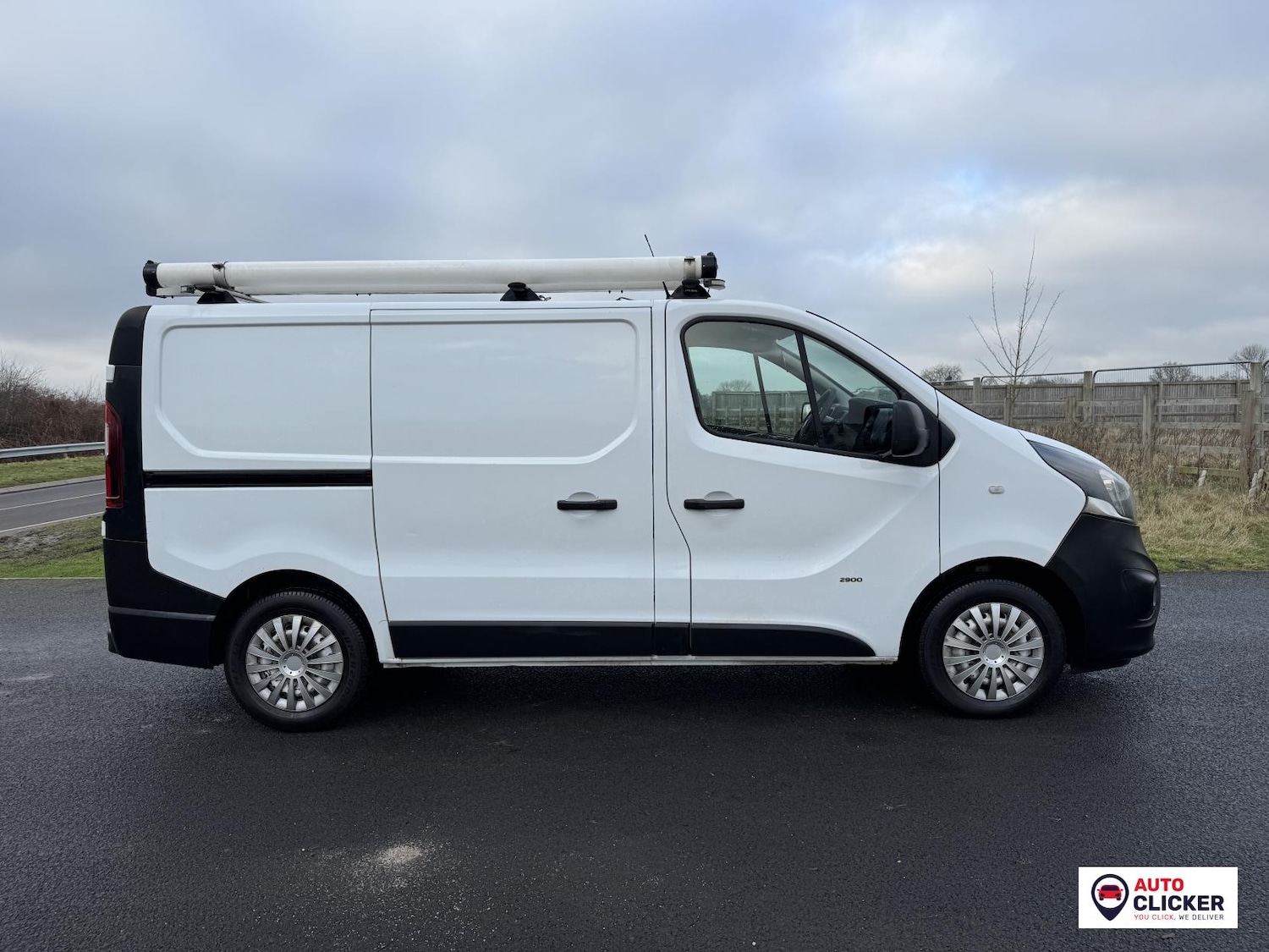 Used Vauxhall Vivaro 2015 for sale - 76405116: Photo 4