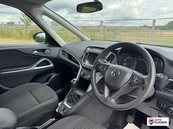 Used Vauxhall Zafira Tourer 2017 for sale - 75380927: Photo 14