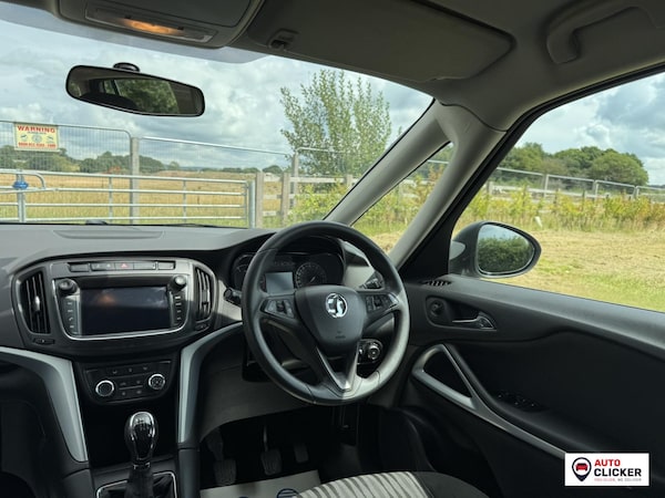 Used Vauxhall Zafira Tourer 2017 for sale - 75380927: Photo 21