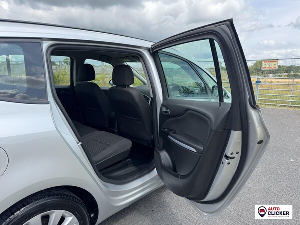 Used Vauxhall Zafira Tourer 2017 for sale - 75380927: Photo 30