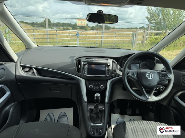 Used Vauxhall Zafira Tourer 2017 for sale - 75380927: Photo 42