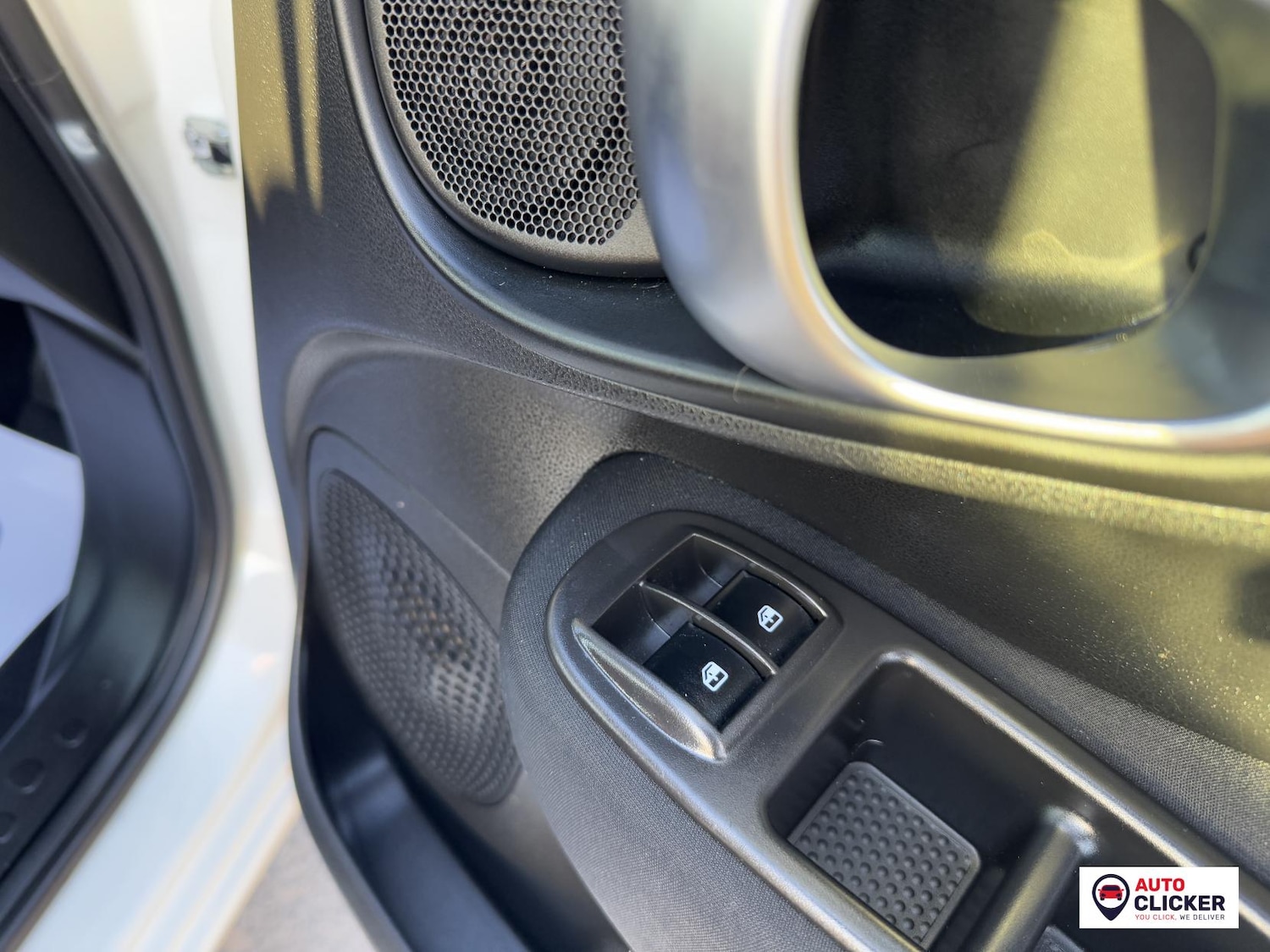 Used Fiat 500L 2014 for sale - 76415635: Photo 28