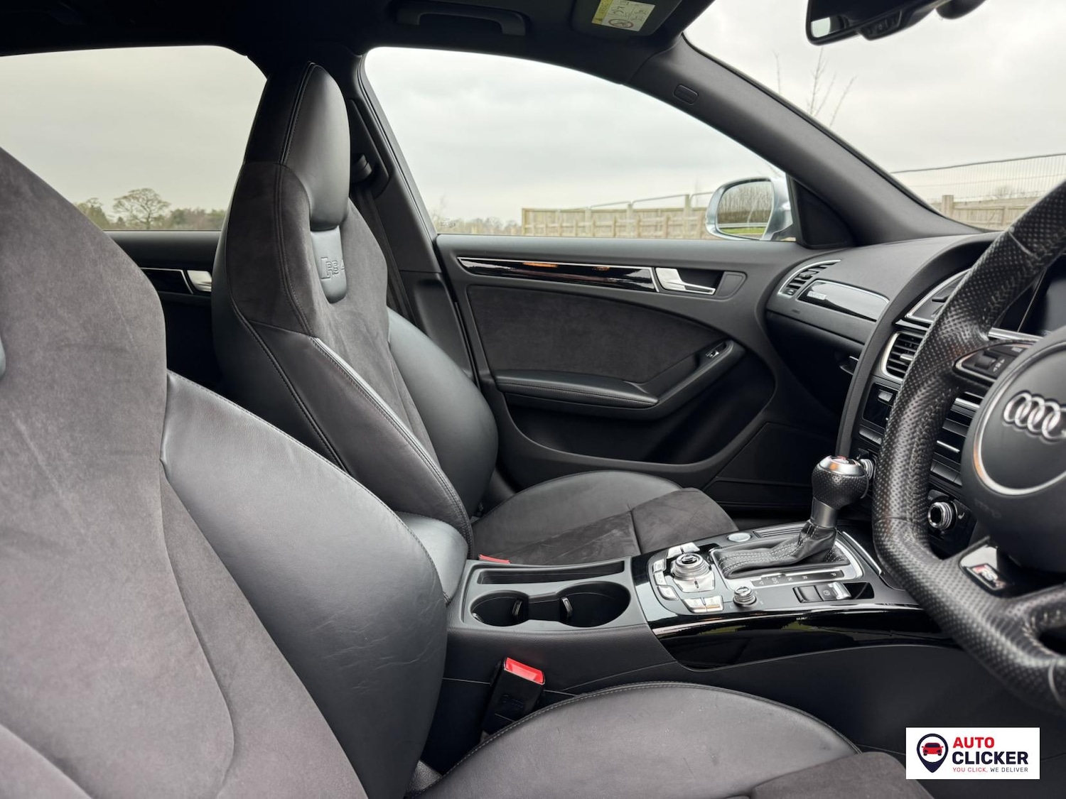 Used Audi RS4 2015 for sale - 77039654: Photo 32