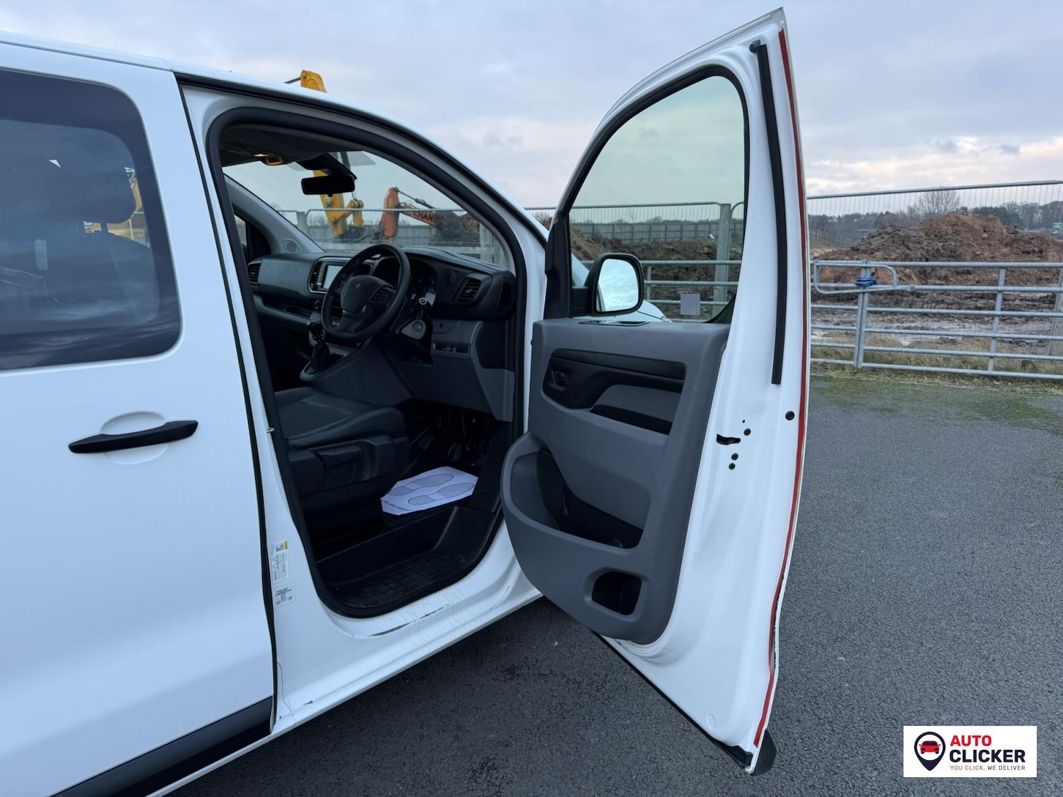 Used Peugeot Expert 2020 for sale - 77400187: Photo 30