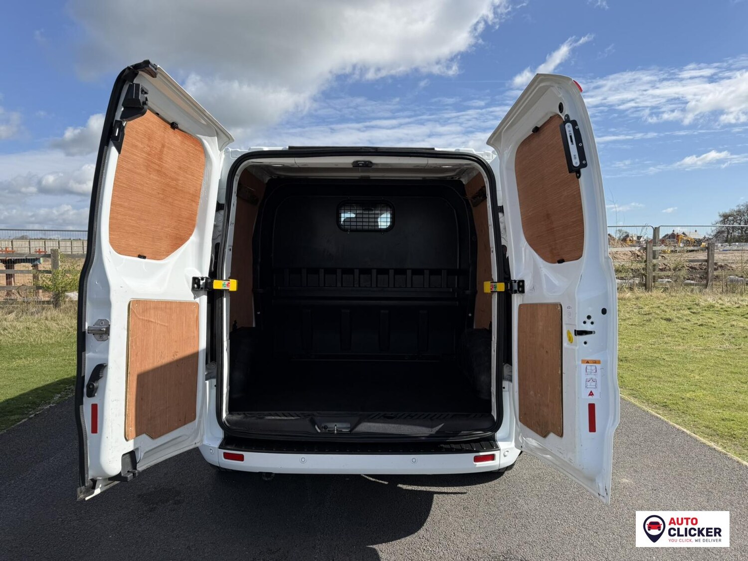 Used Ford Transit Custom 2022 for sale - 78042313: Photo 37