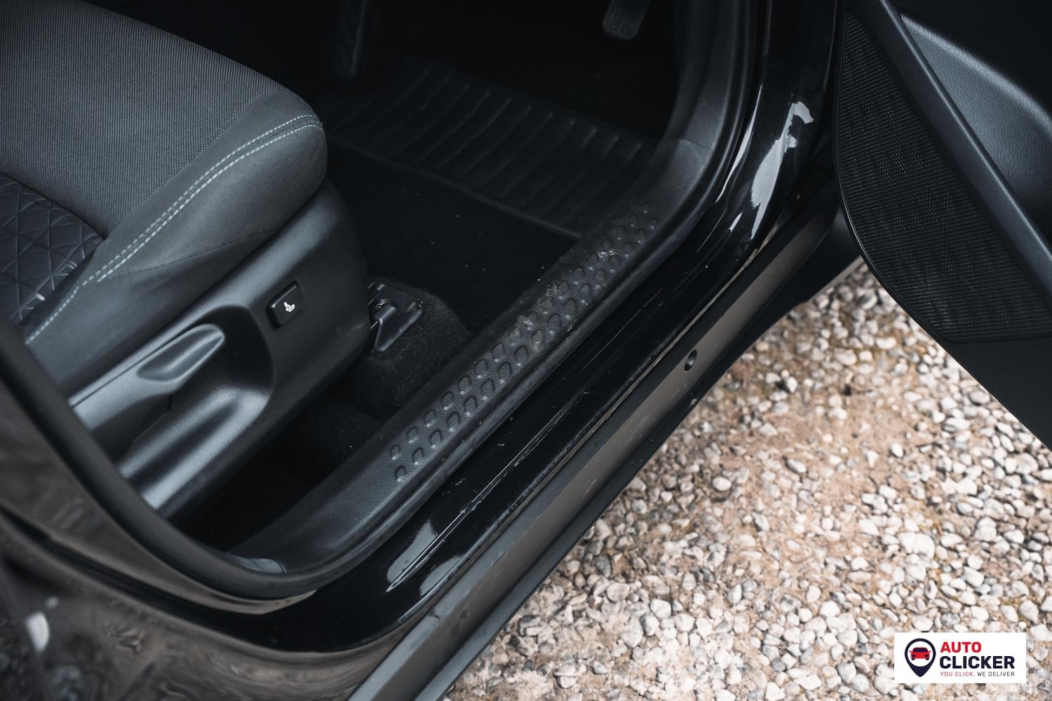 Used Toyota C-HR 2020 for sale - 77819149: Photo 44