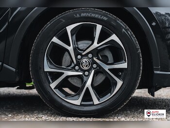 Used Toyota C-HR 2020 for sale - 77819149: Photo