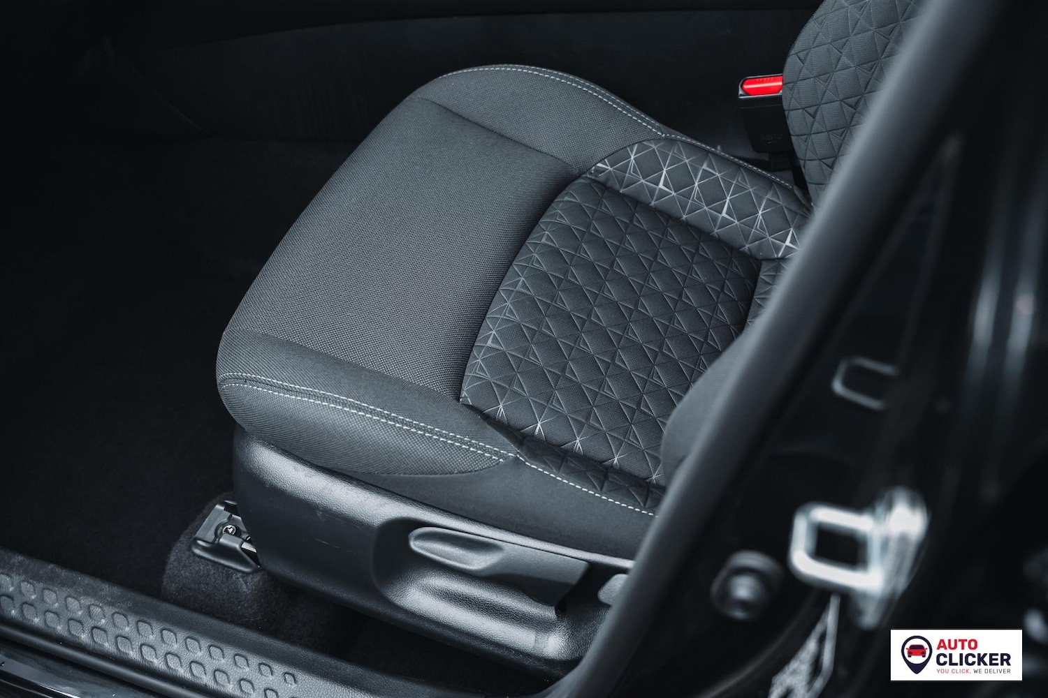 Used Toyota C-HR 2020 for sale - 77819149: Photo 63