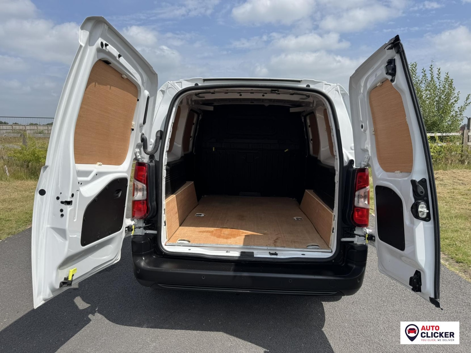 Used Peugeot Partner 2023 for sale - 75870739: Photo 18