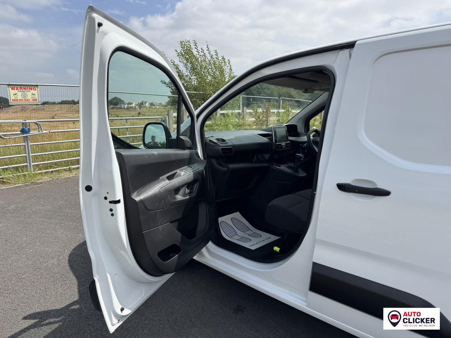 Used Peugeot Partner 2023 for sale - 75870739: Photo 38