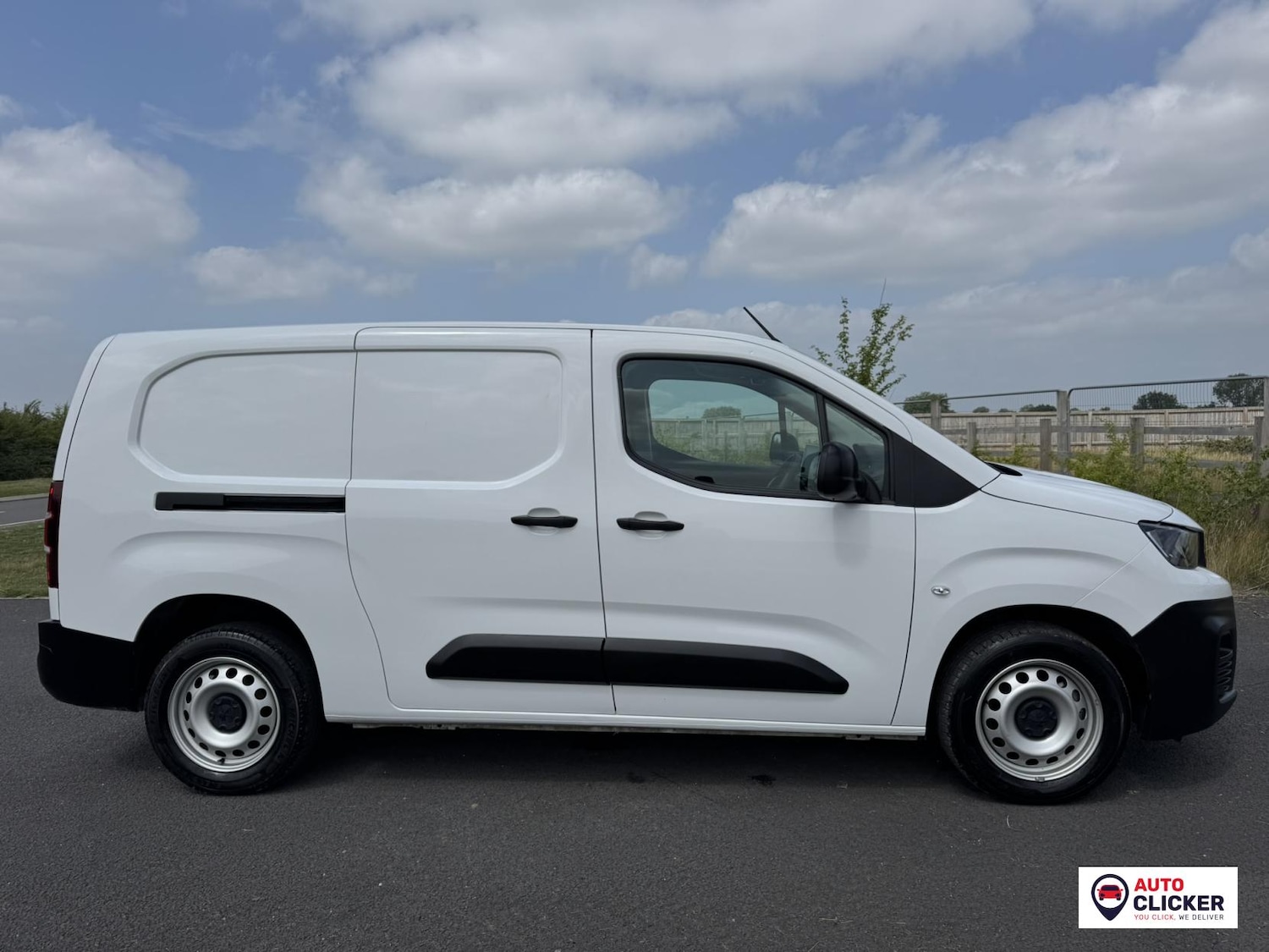 Used Peugeot Partner 2023 for sale - 75870739: Photo 4