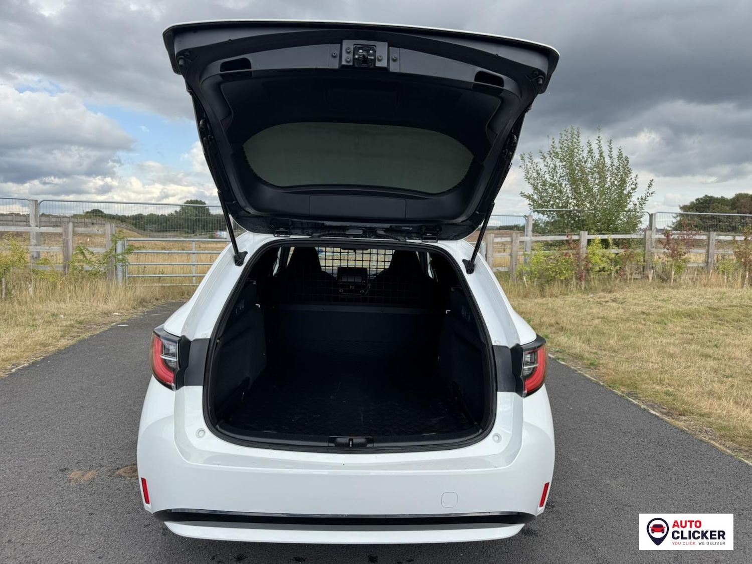 Used Toyota Corolla 2022 for sale - 77607170: Photo 36