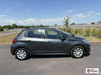Used Peugeot 208 2016 for sale - 74634510: Photo
