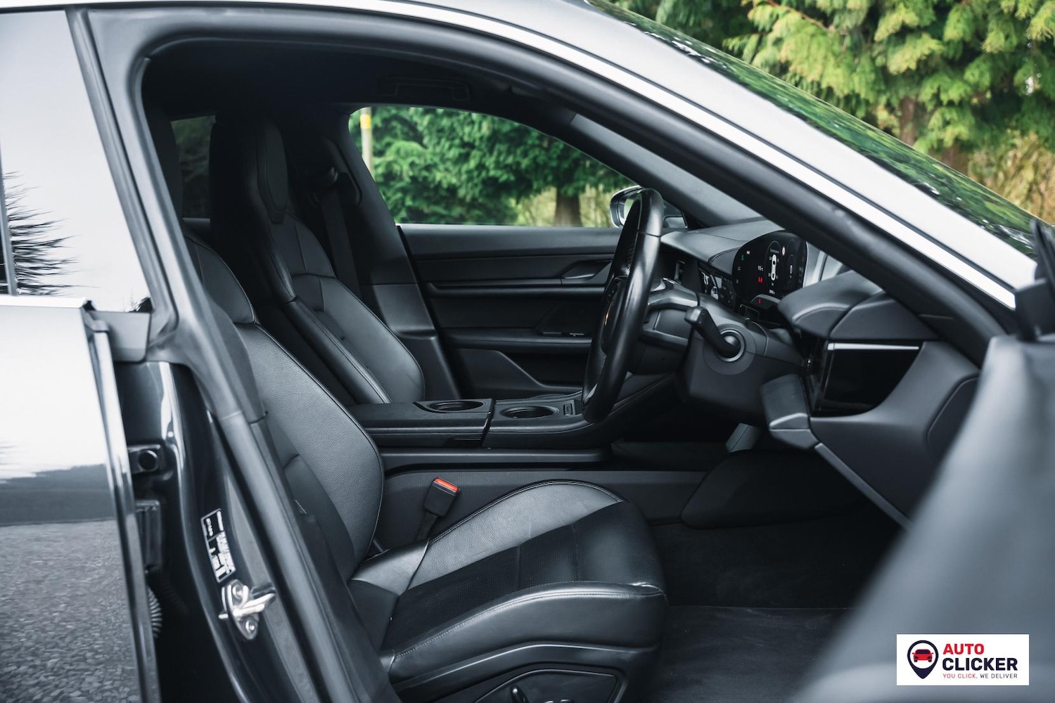 Used Porsche Taycan 2020 for sale - 77819161: Photo 44