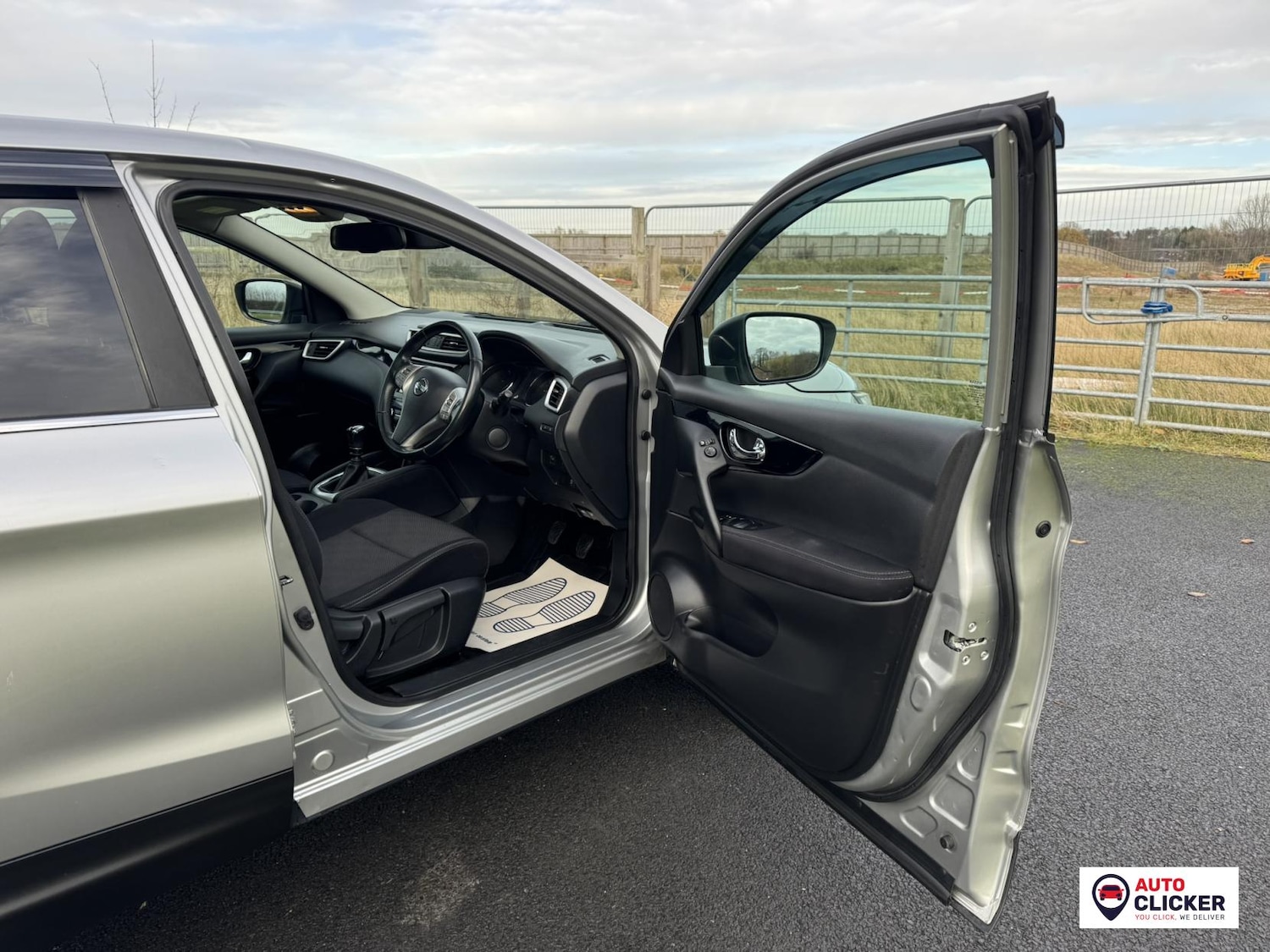 Used Nissan Qashqai 2014 for sale - 76877681: Photo 30