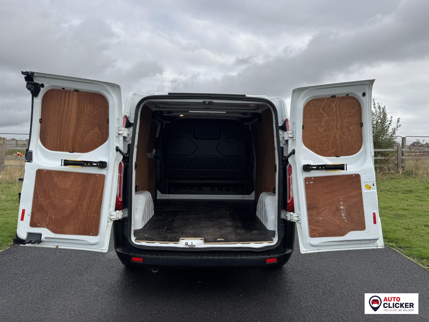 Used Ford Transit Custom 2020 for sale - 76394051: Photo 16