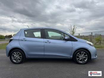 Used Toyota Yaris 2014 for sale - 74387077: Photo