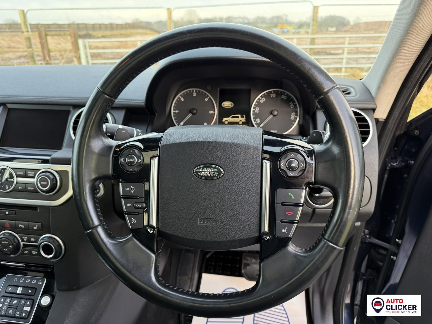 Used Land Rover Discovery 2015 for sale - 77261863: Photo 32