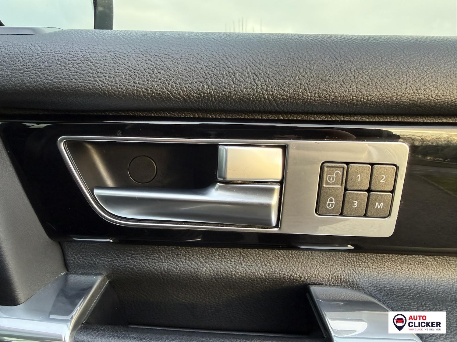 Used Land Rover Discovery 2015 for sale - 77261863: Photo 52