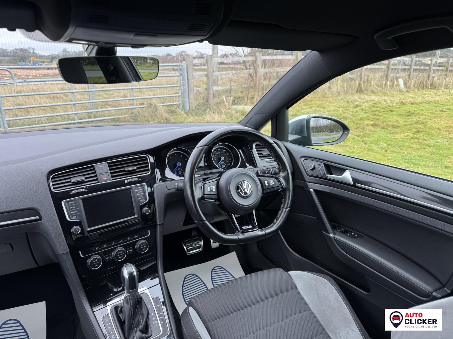 Used Volkswagen Golf 2017 for sale - 77151667: Photo 21