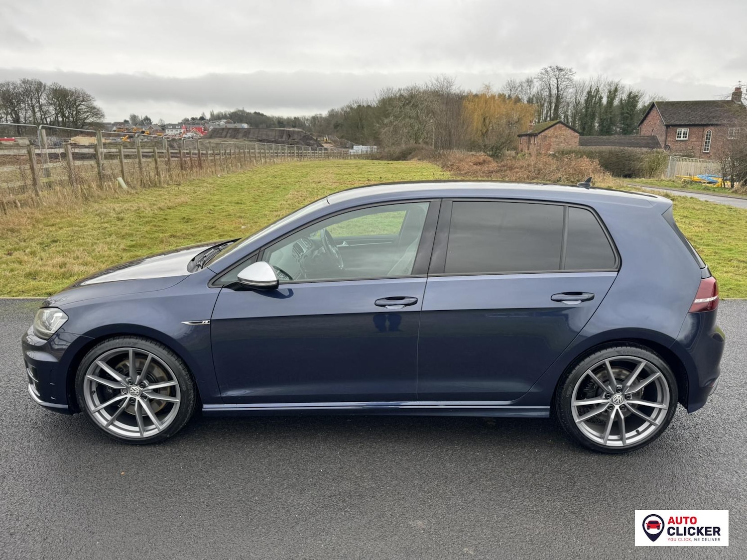 Used Volkswagen Golf 2017 for sale - 77151667: Photo 27