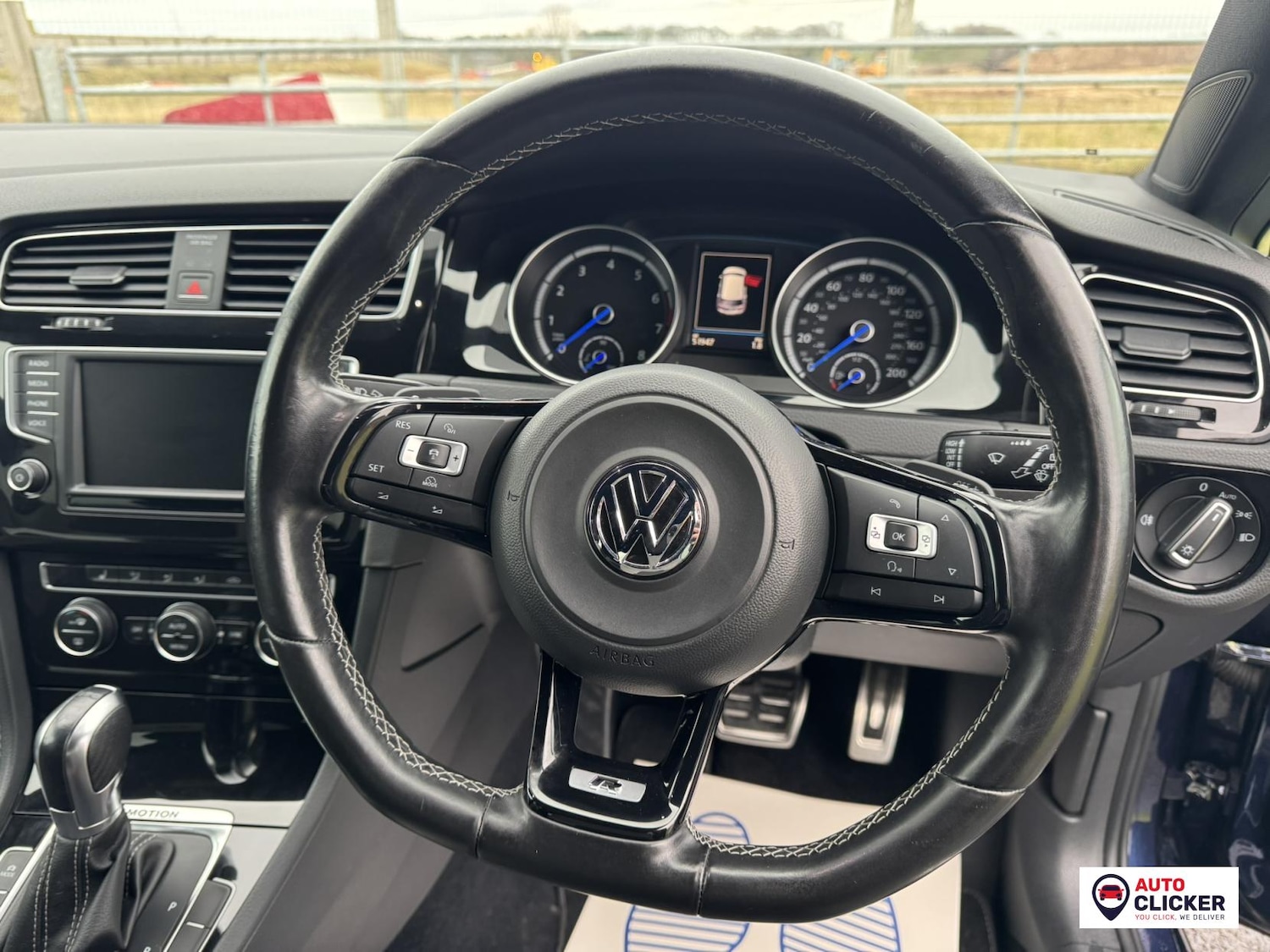 Used Volkswagen Golf 2017 for sale - 77151667: Photo 31