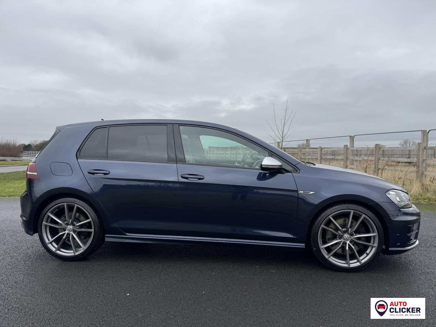 Used Volkswagen Golf 2017 for sale - 77151667: Photo 4
