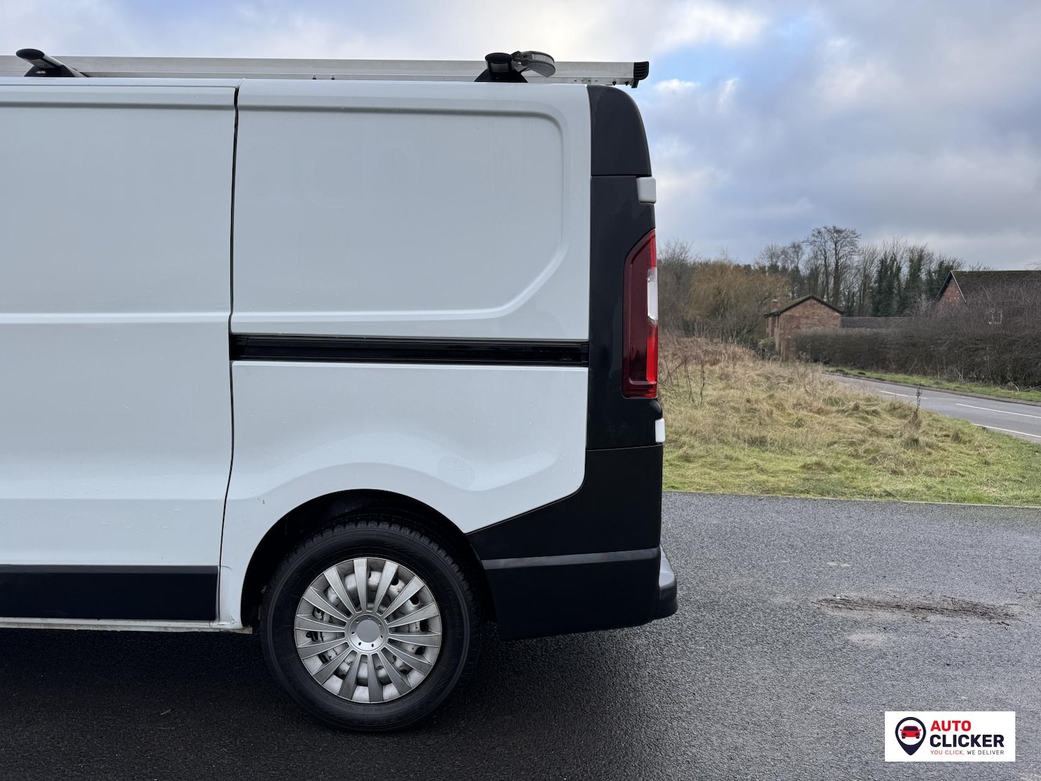Used Vauxhall Vivaro 2015 for sale - 77708372: Photo 18