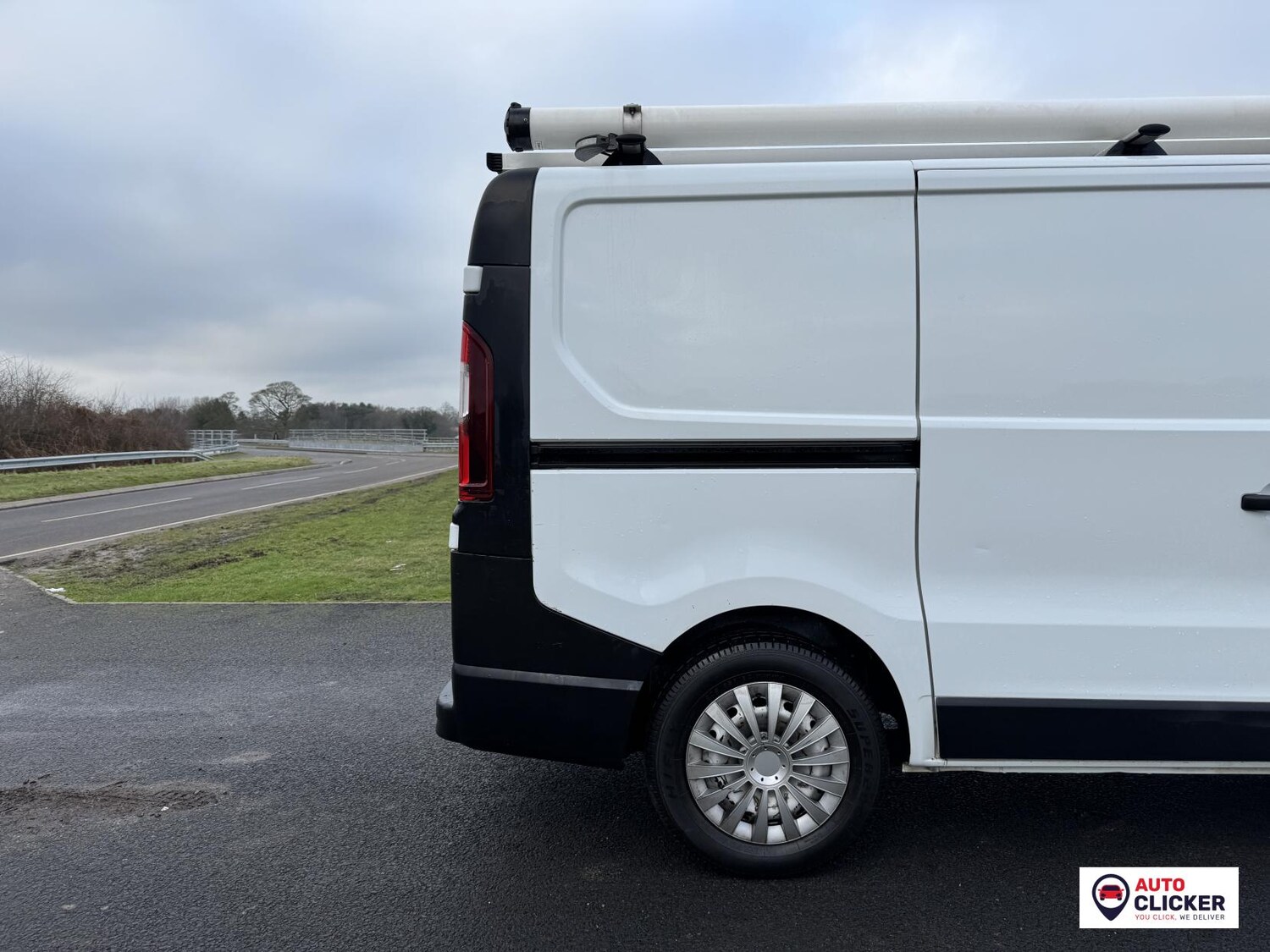 Used Vauxhall Vivaro 2015 for sale - 77708372: Photo 19