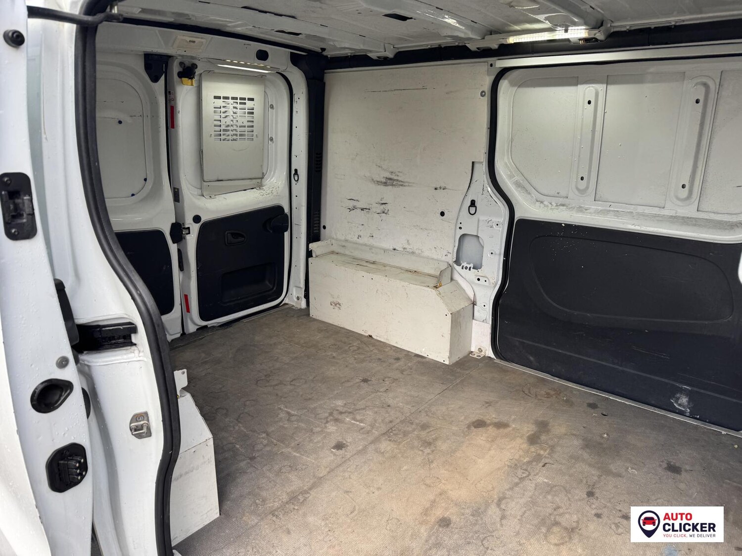 Used Vauxhall Vivaro 2015 for sale - 77708372: Photo 26