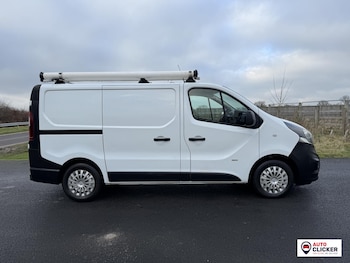 Used Vauxhall Vivaro 2015 for sale - 77708372: Photo