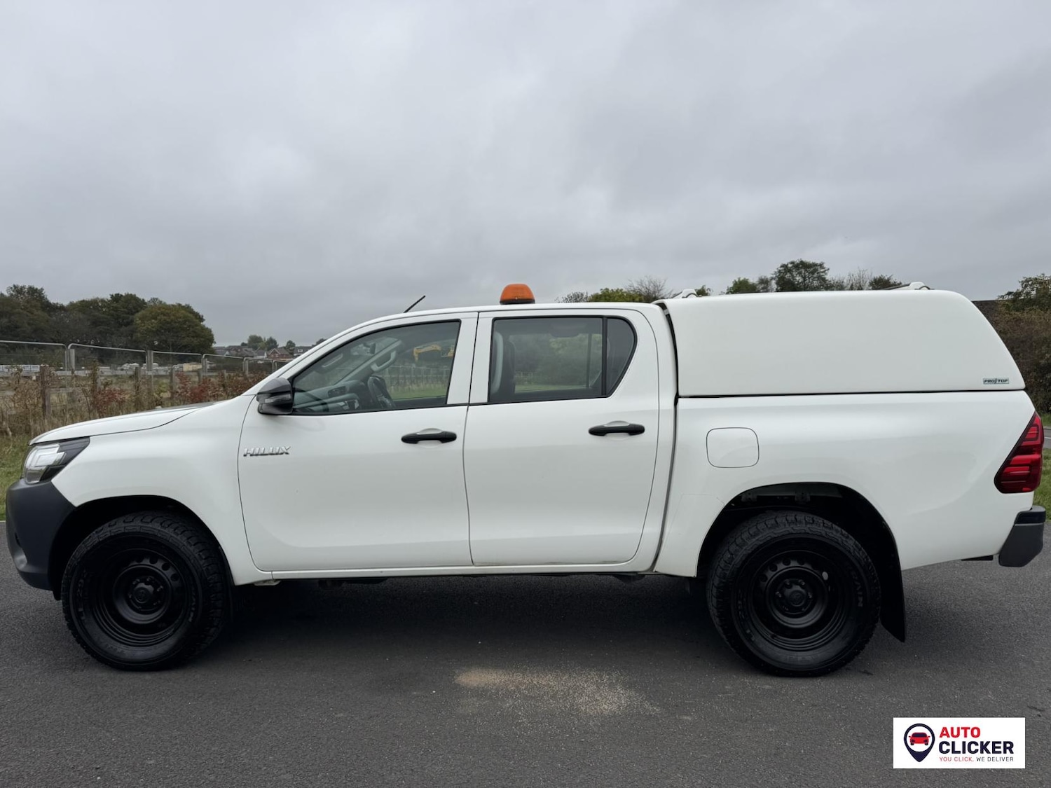 Used Toyota Hilux 2020 for sale - 76266321: Photo 10