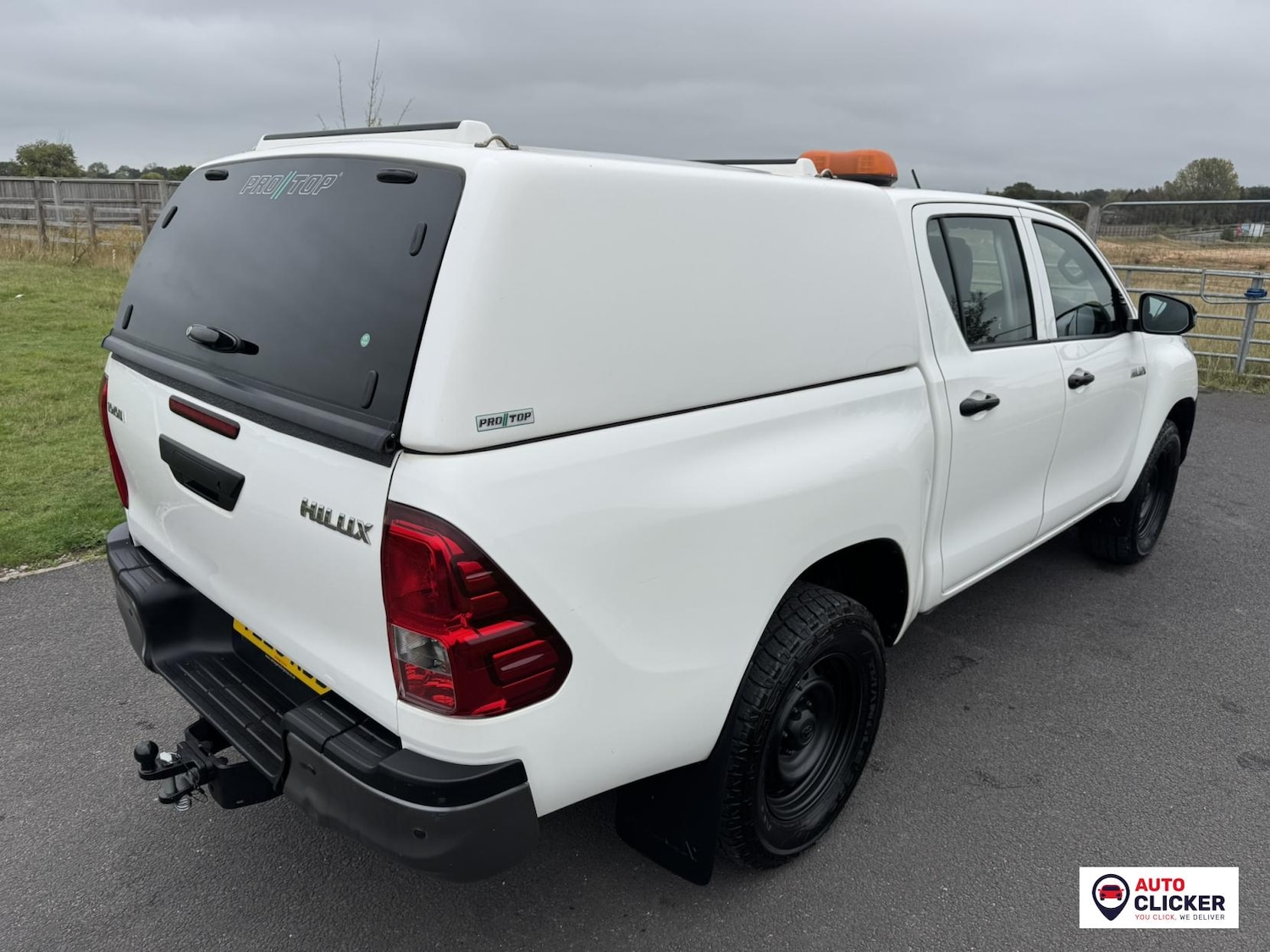 Used Toyota Hilux 2020 for sale - 76266321: Photo 25