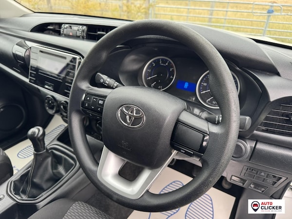 Used Toyota Hilux 2020 for sale - 76266321: Photo 33