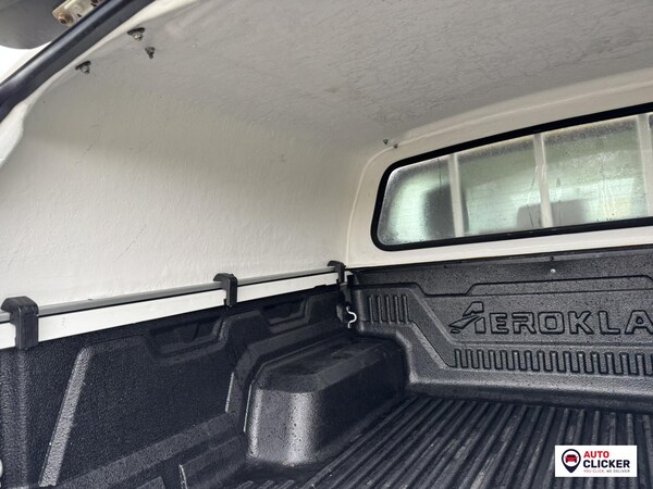 Used Toyota Hilux 2020 for sale - 76266321: Photo 40