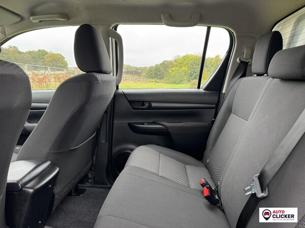 Used Toyota Hilux 2020 for sale - 76266321: Photo 44