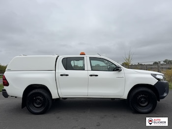 Used Toyota Hilux 2020 for sale - 76266321: Photo
