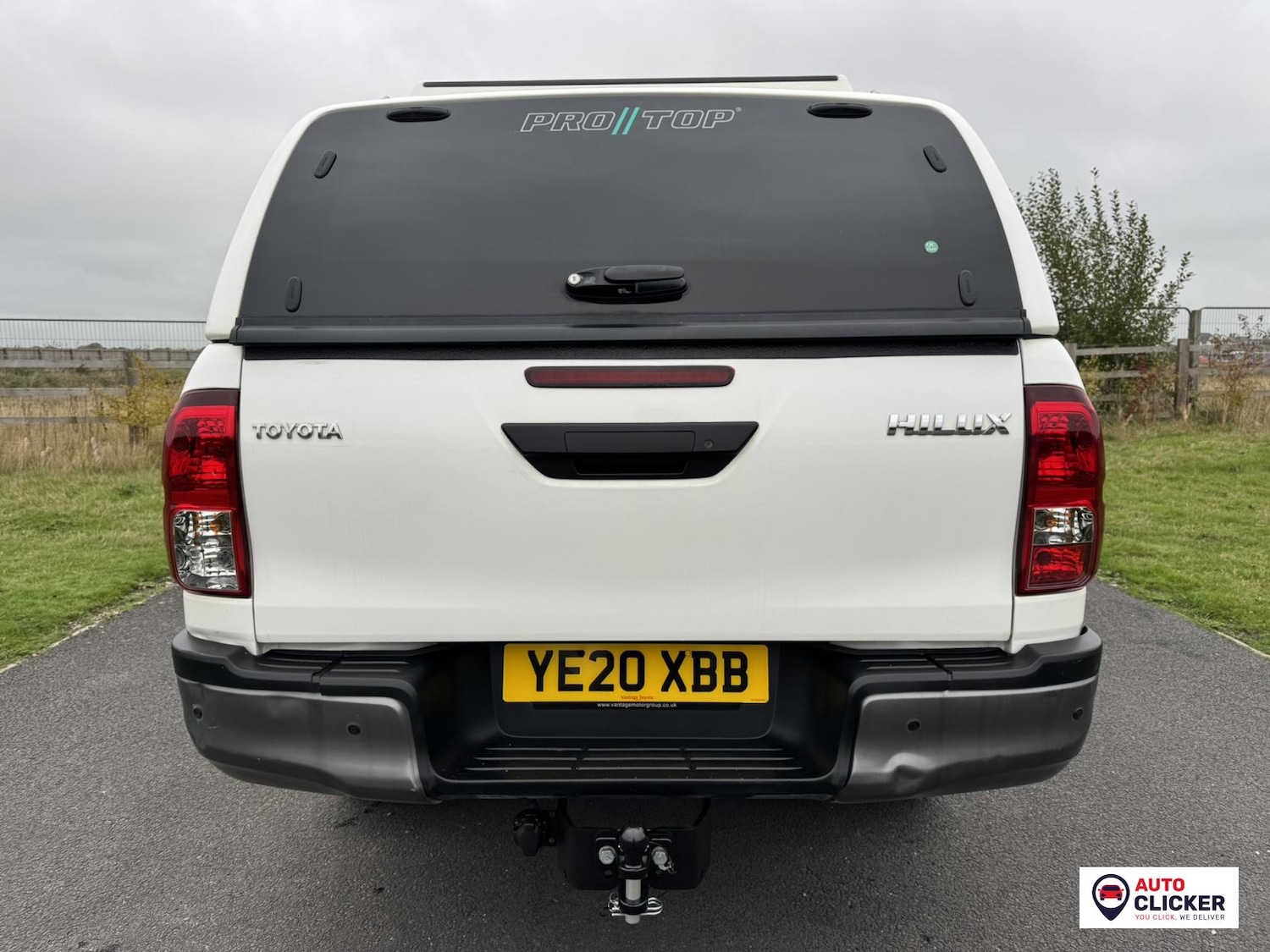 Used Toyota Hilux 2020 for sale - 76266321: Photo 8