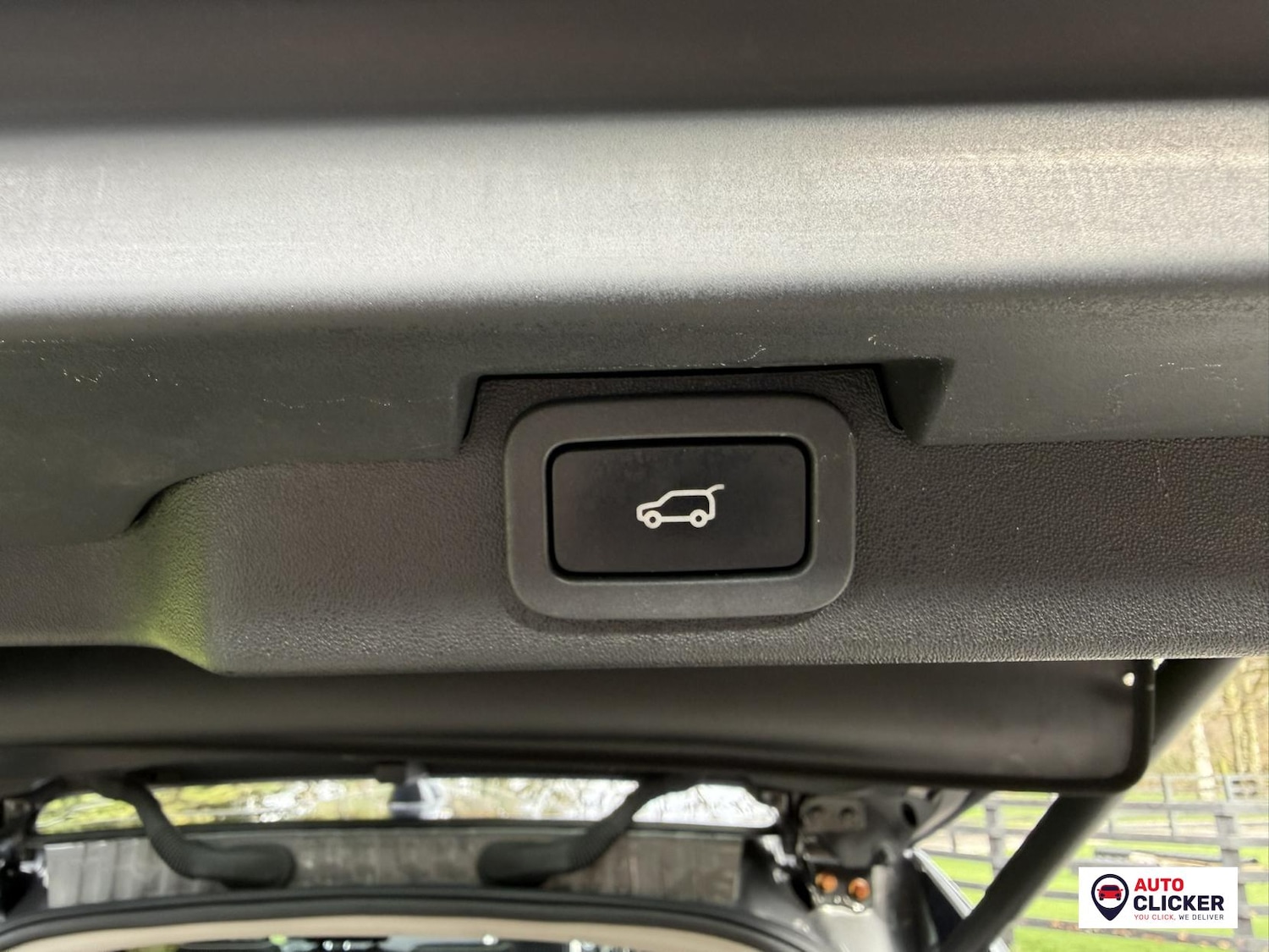 Used Land Rover Discovery 2017 for sale - 77653327: Photo 42