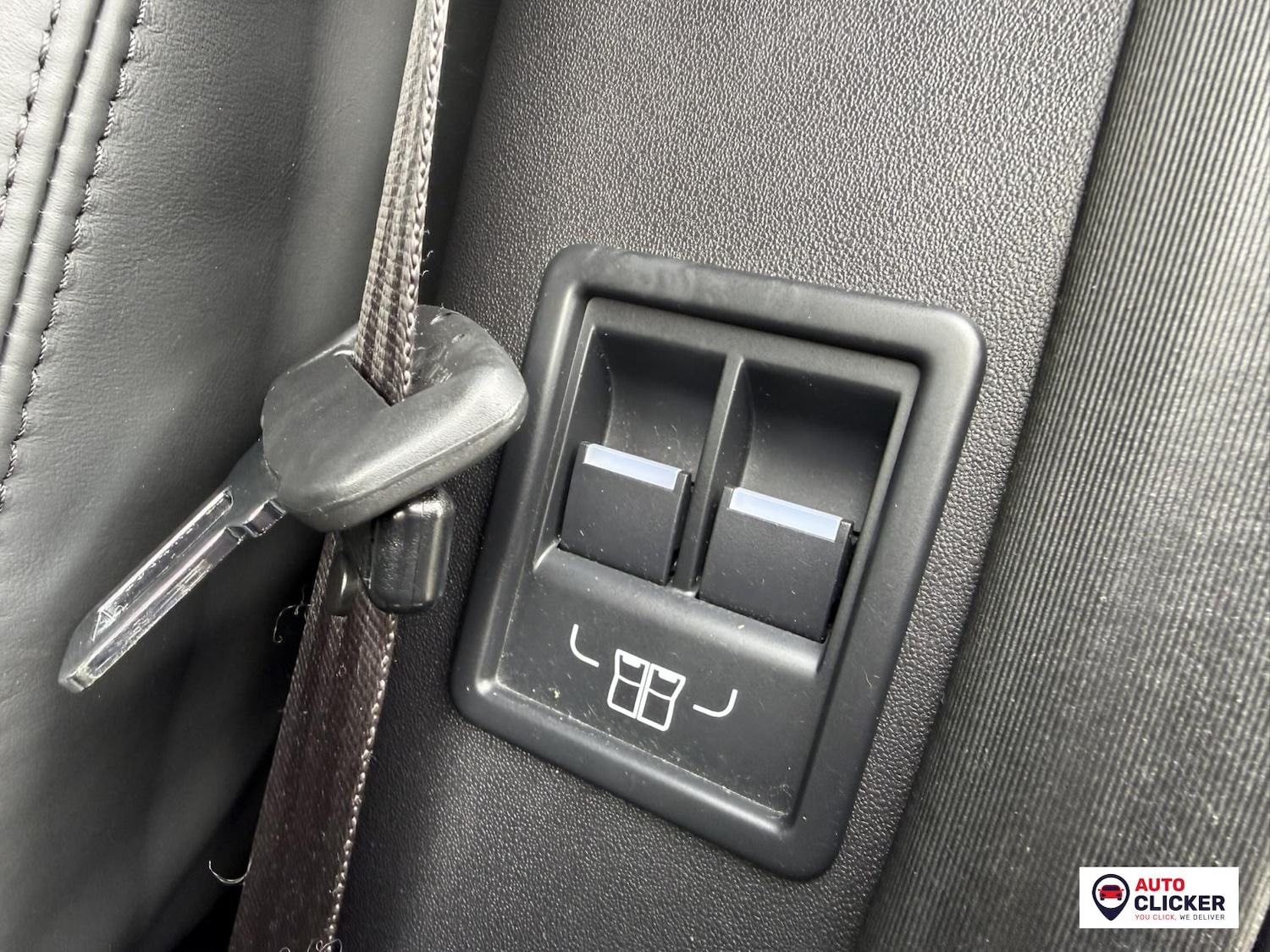 Used Land Rover Discovery 2017 for sale - 77653327: Photo 51