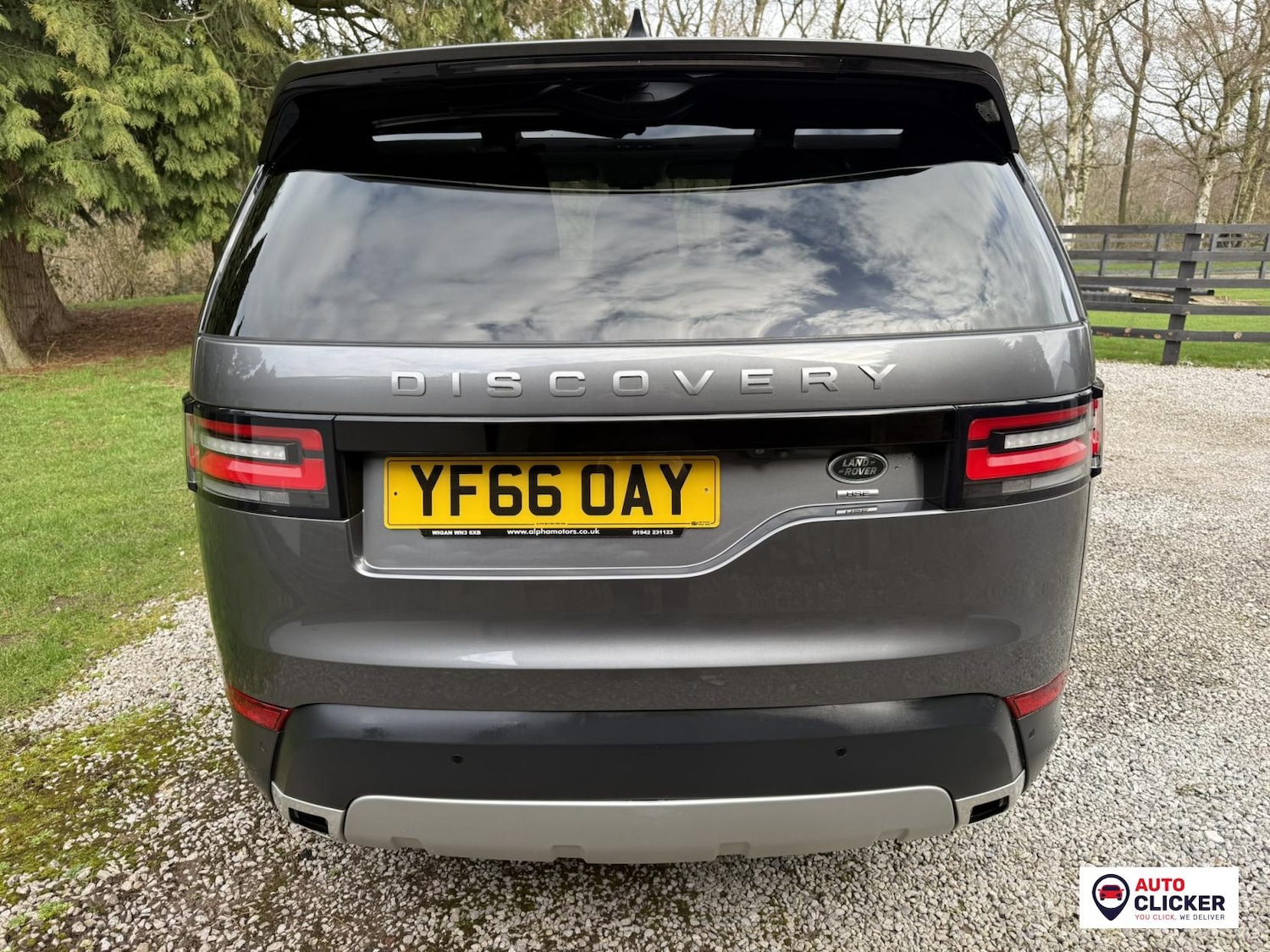 Used Land Rover Discovery 2017 for sale - 77653327: Photo 8