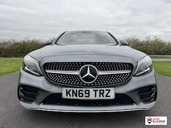 Used Mercedes-Benz C Class 2019 for sale - 76304434: Photo 2