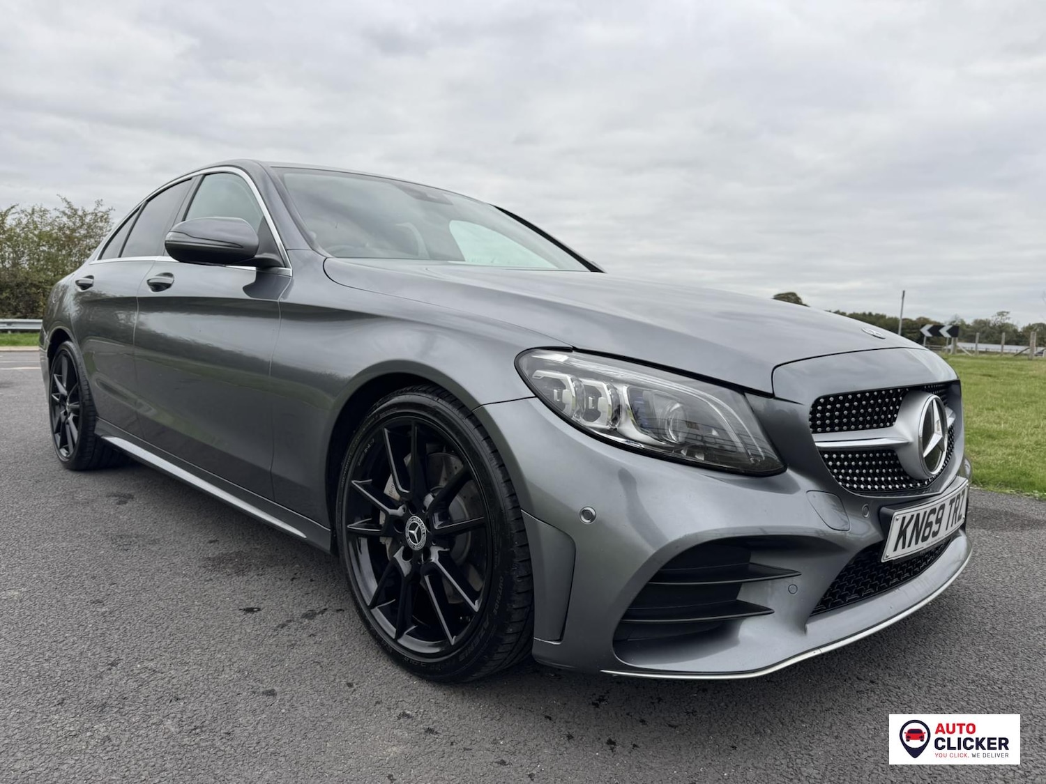 Used Mercedes-Benz C Class 2019 for sale - 76304434: Photo 3