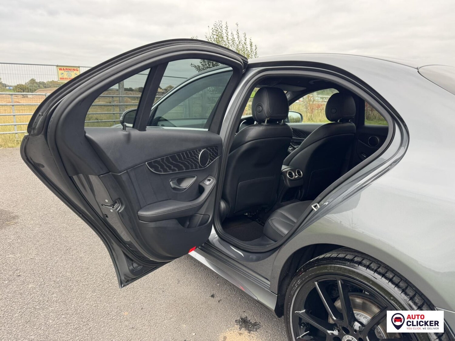 Used Mercedes-Benz C Class 2019 for sale - 76304434: Photo 37