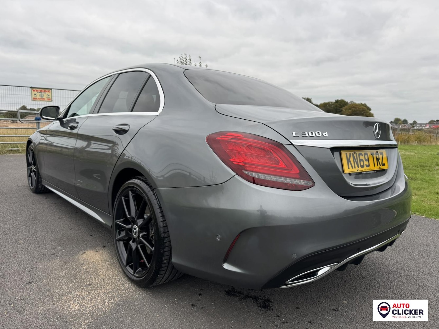 Used Mercedes-Benz C Class 2019 for sale - 76304434: Photo 9