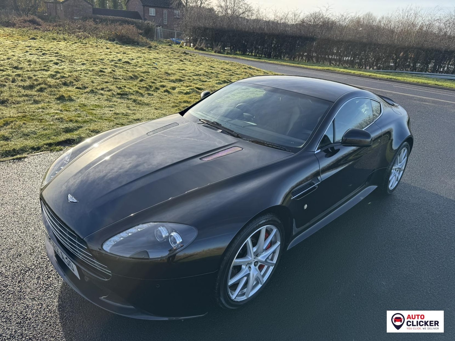 Used Aston Martin Vantage 2012 for sale - 76933414: Photo 28