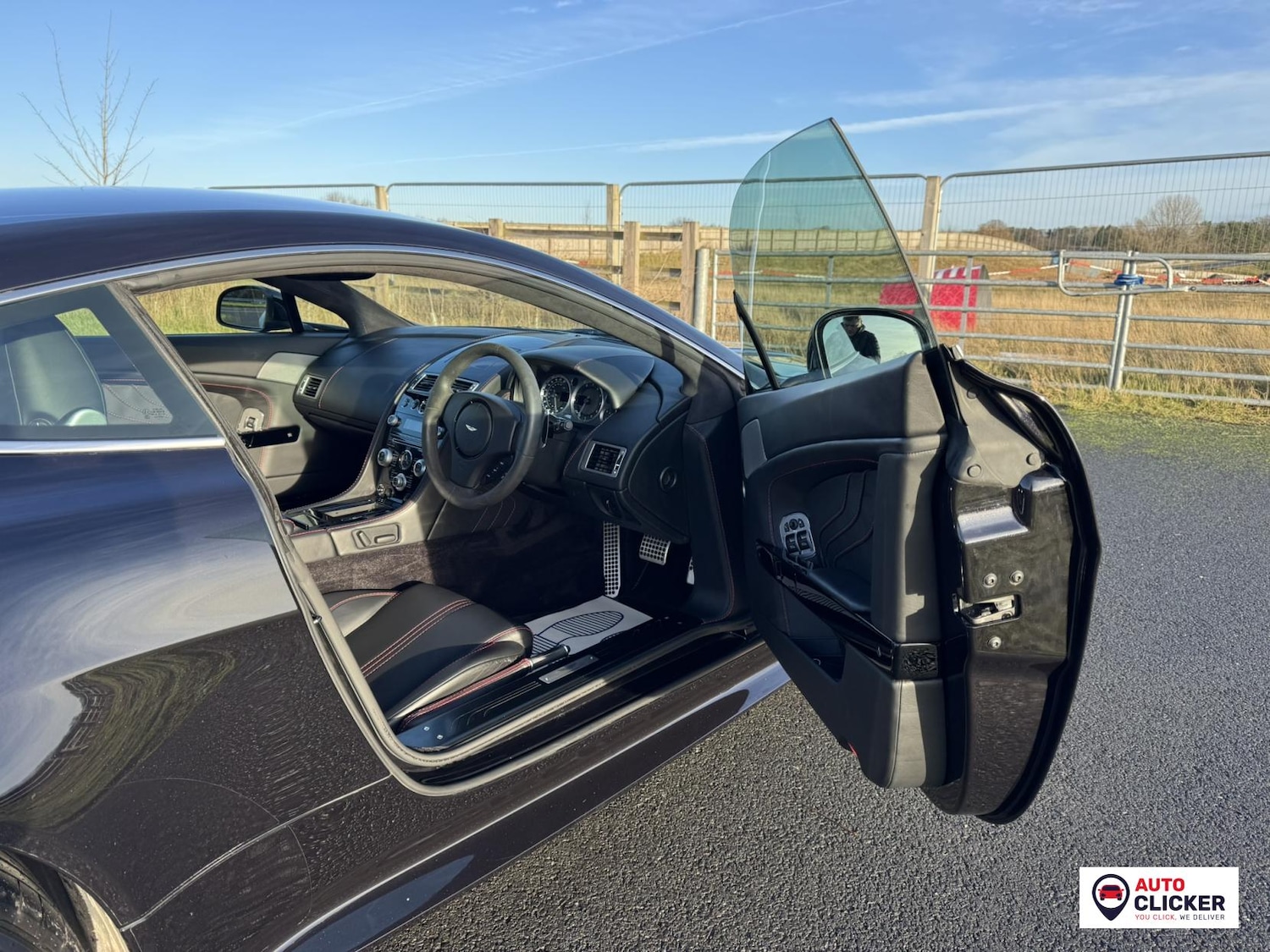 Used Aston Martin Vantage 2012 for sale - 76933414: Photo 29