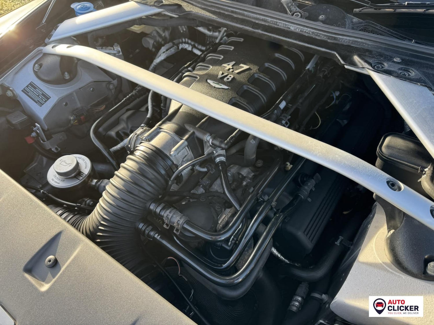 Used Aston Martin Vantage 2012 for sale - 76933414: Photo 49